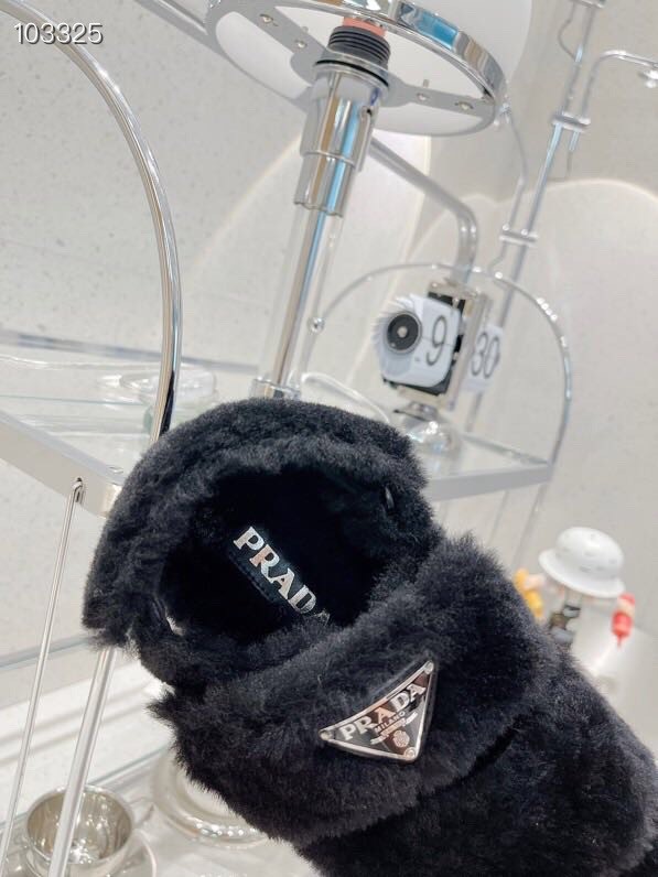 Prada Hairy slippers 0014 (2021)