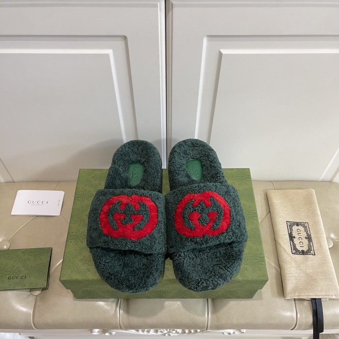 Gucci Hairy slippers 003（2021)