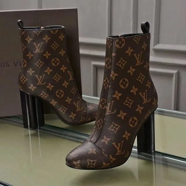 LV Short Boost Women Shoes 0013