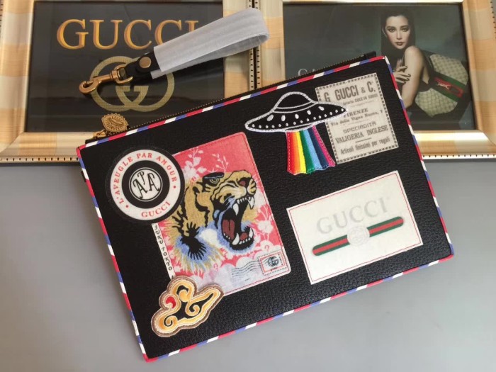 Gucci wallets 088