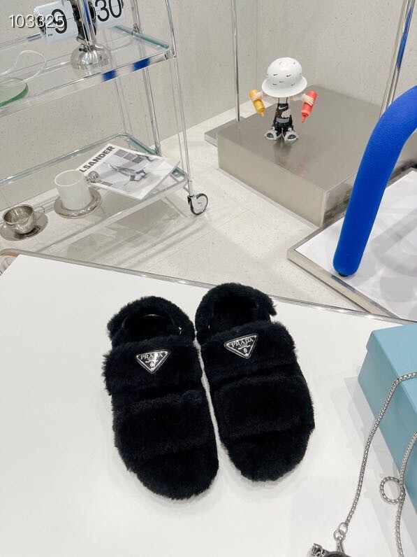 Prada Hairy slippers 0014 (2021)