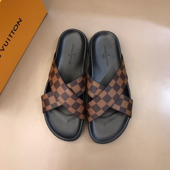 LV Slipper men Shoes 0016（2021）