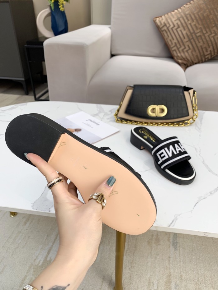 Chanel Slipper Women Shoes 004 （2021）