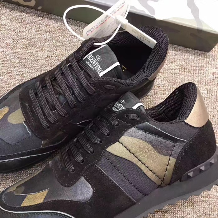 Valentino Studded Suede & Nylon Men and Women Sneakers-023