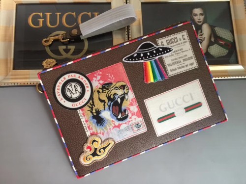 Gucci wallets 090