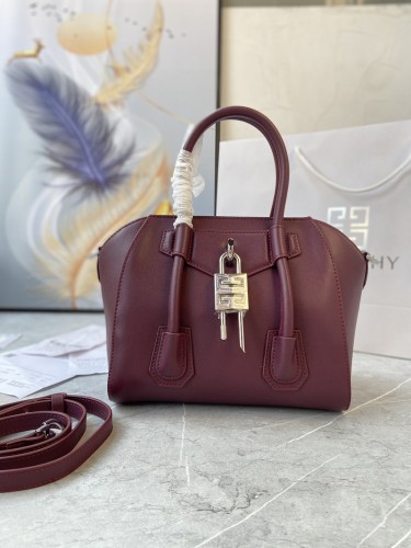 Givenchy Super High End Handbag 0029（2022）