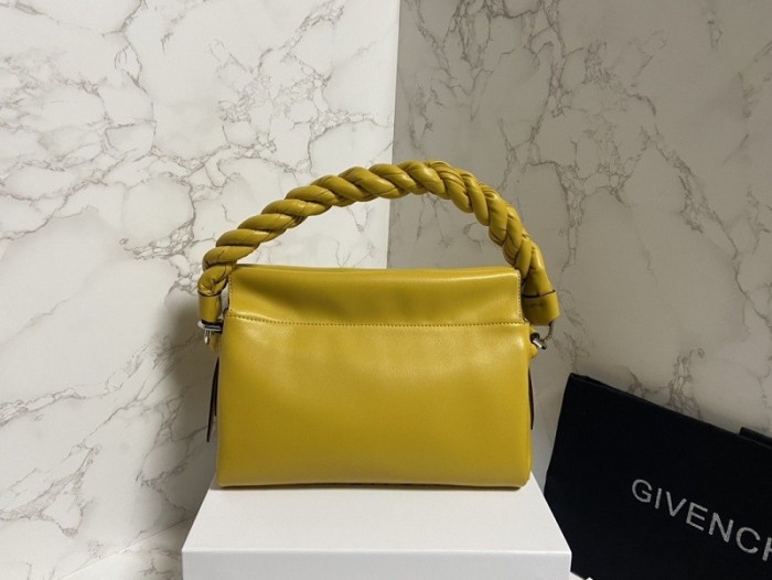 Givenchy Super High End Handbag 0017（2022）