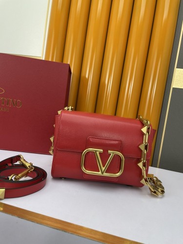 Valentino Handbags 001（2022）