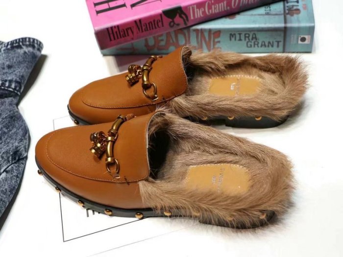 Gucci Hairy slippers 0038