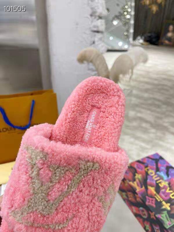 LV Hairy slippers 0026 (2021)