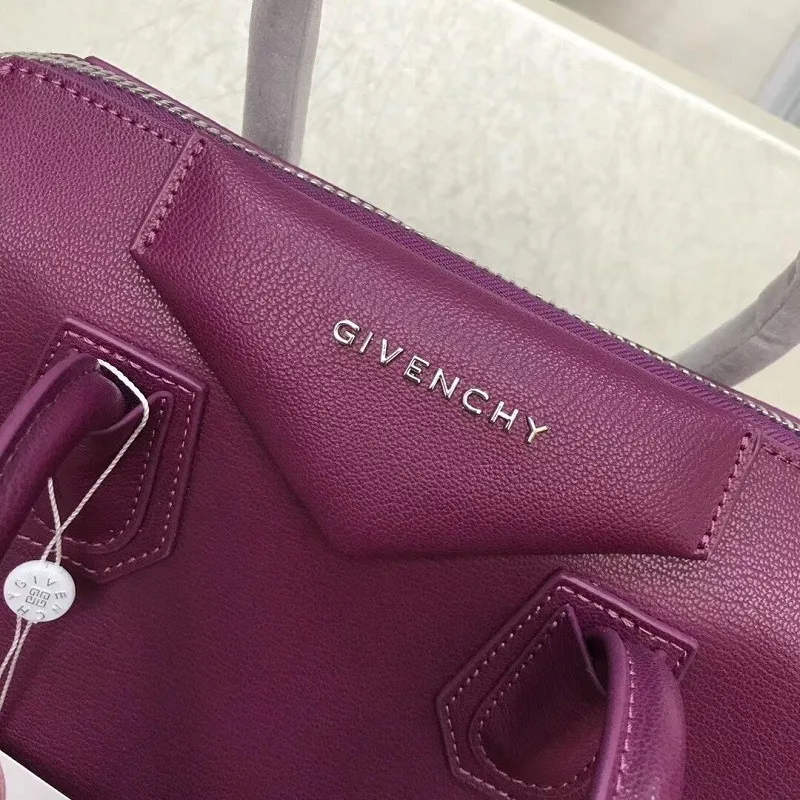 Givenchy Super High End Handbag 0030（2022）
