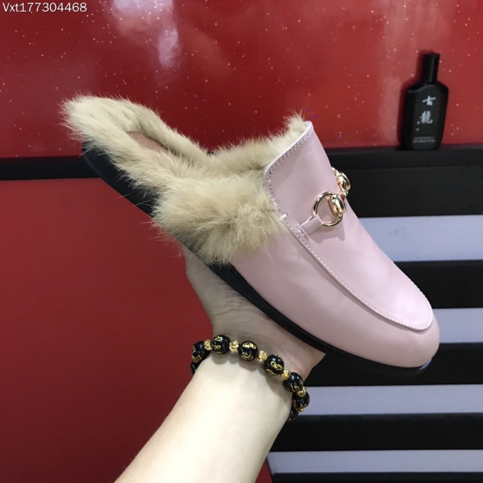 Gucci Hairy slippers 006