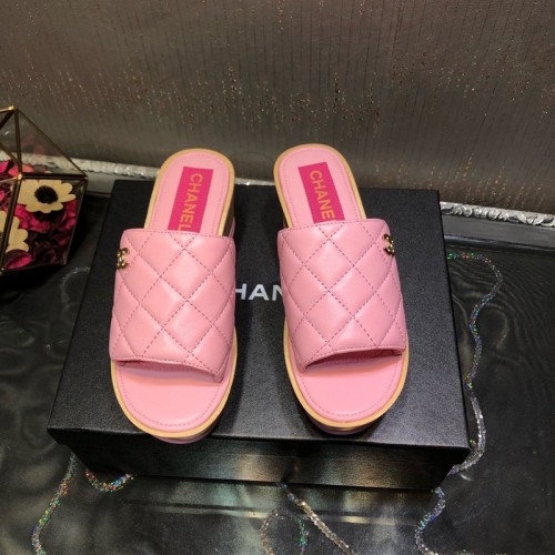 Chanel Slippers Women shoes 009 (2022)