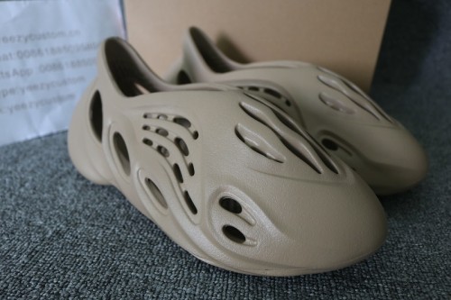 Adidas Yeezy Foam Runner Mist
