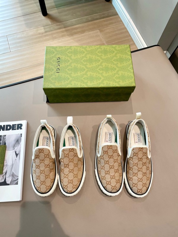 Super High End Gucci Men And Women Shoes 0015 (2021)