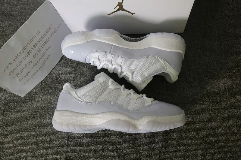 Air Jordan 11 Low WMNS Pure Violet