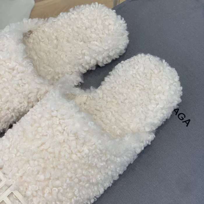 Balenciaga Hairy slippers 0023（2021）