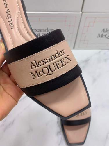 Alexander McQueen Slipper men Shoes 0015（2021）