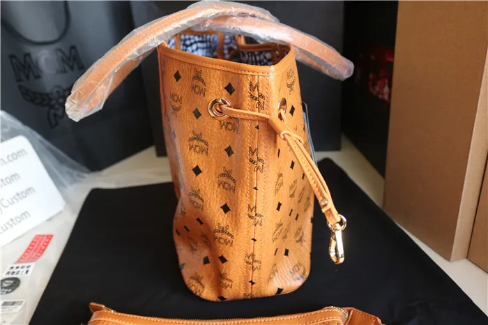 MCM Super High End Handbag 0022