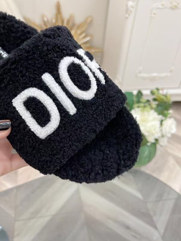 Dior Hairy slippers 001（2021）