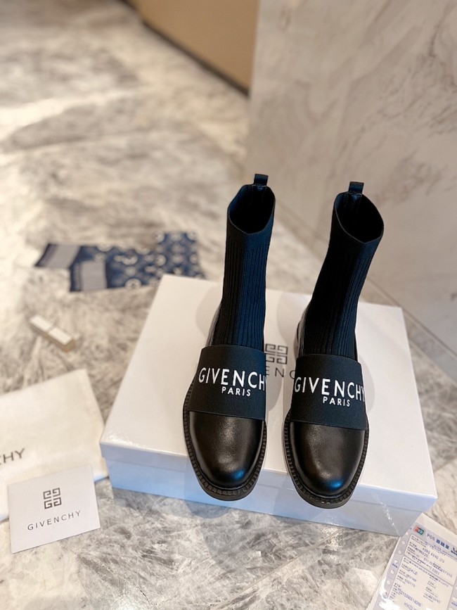 Givenchy Short Boost Women Shoes 006 (2021)