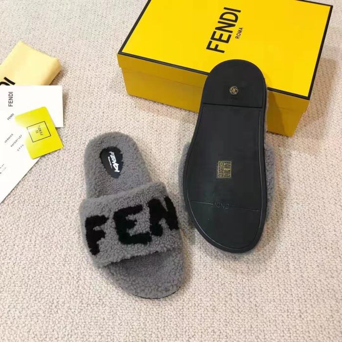 Fendi Hairy slippers 002（2021）