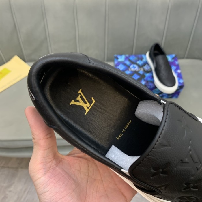 LV Single shoes Men Shoes 008 (2021)
