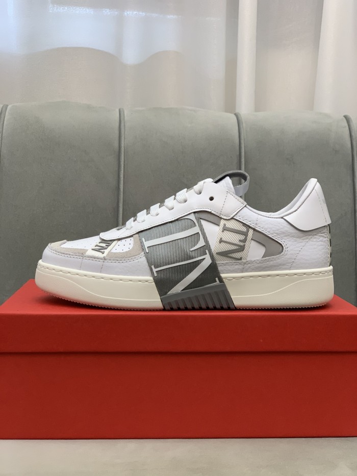 Valentino Designer Men Shoes 0011（2021）