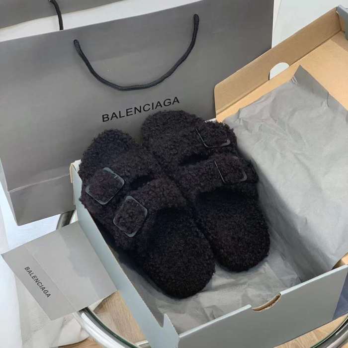 Balenciaga Hairy slippers 0014（2021）