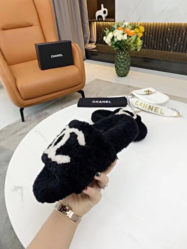 Chanel Hairy slippers 003 (2021)