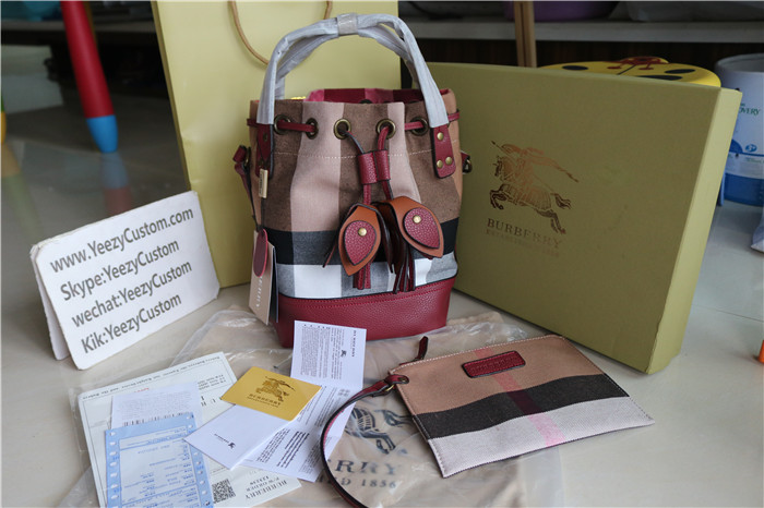 Burberry Handbags 0087