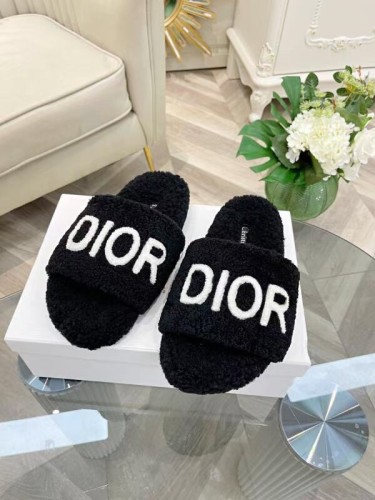 Dior Hairy slippers 001（2021）