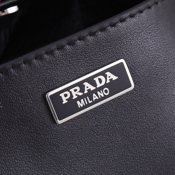 Prada Super High End Handbags 0044 (2022)