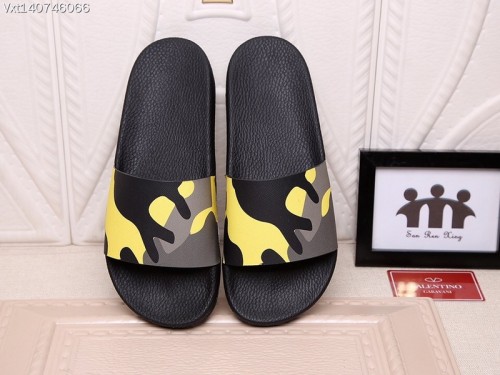 Valentino Slipper Men Shoes 004