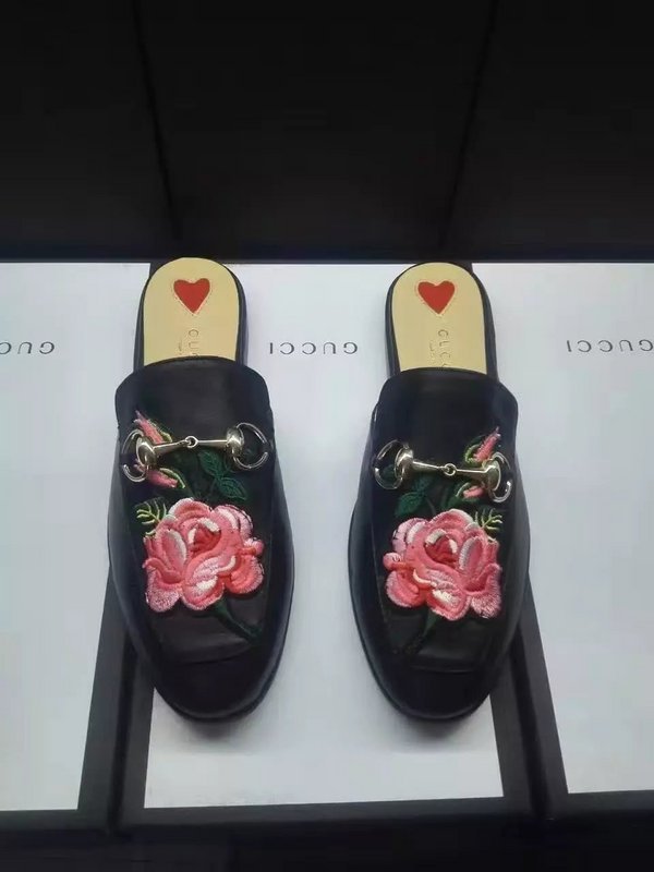 Gucci Slipper Women Shoes 0033