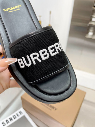 Burberry Slipper Women Shoes 005（2022）