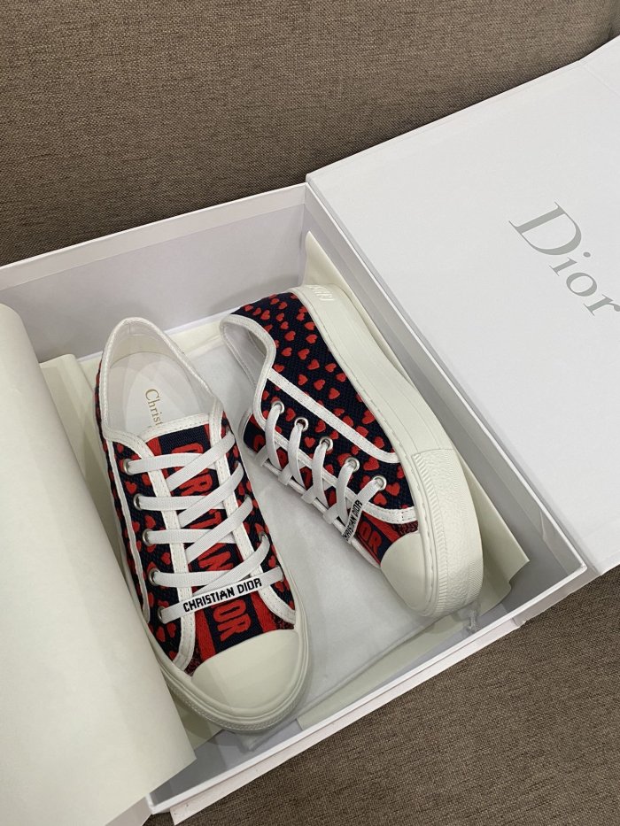 Dior Single shoes Women Shoes 0051 (2021)