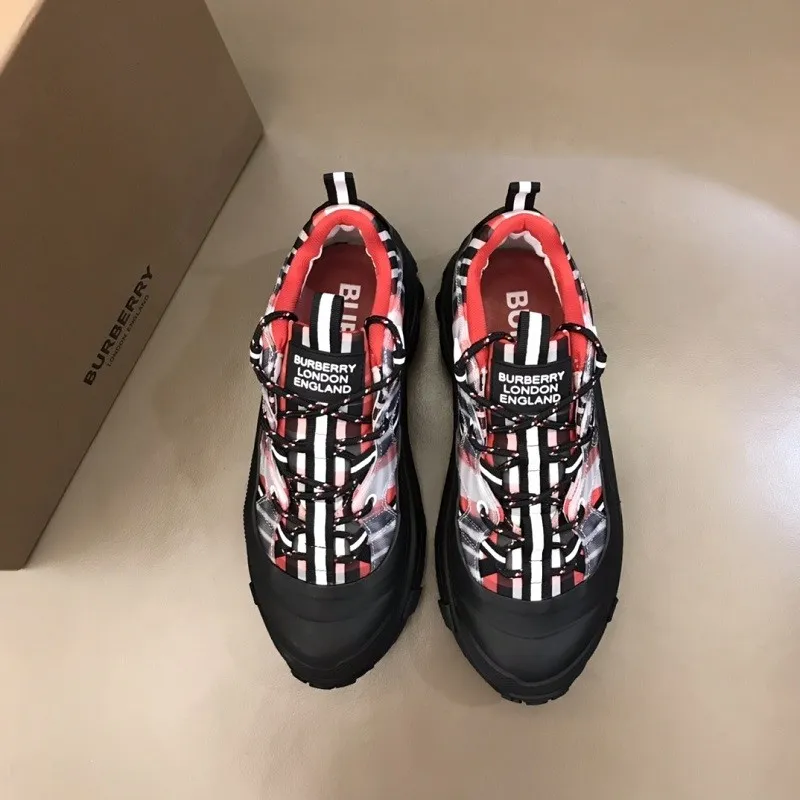 Super High End Burberry Men Shoes 009 (2021)