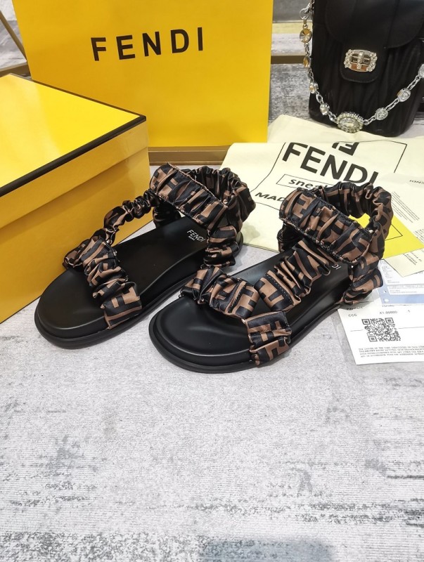 Fendi Slippers Women Shoes 001（2022）