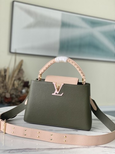 LV Super High End Handbags 0032 (2022)