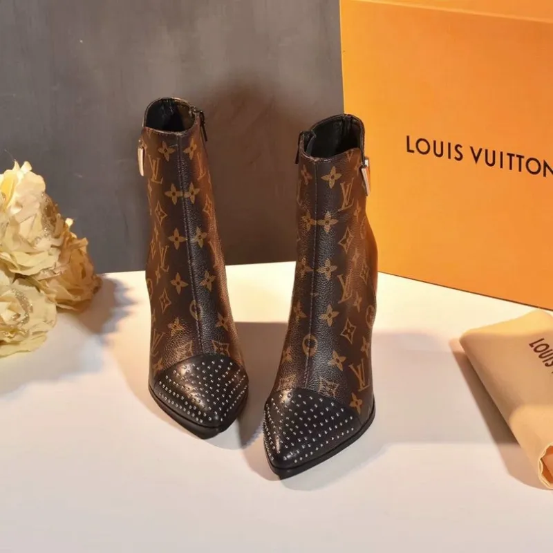 LV Short Boost Women Shoes2019 0075