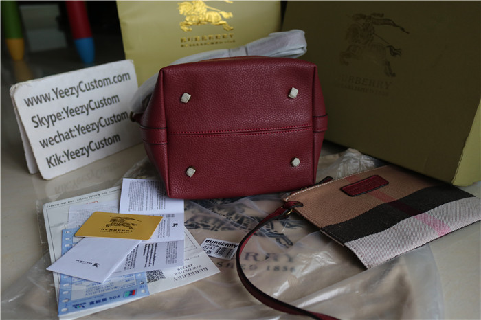 Burberry Handbags 0087