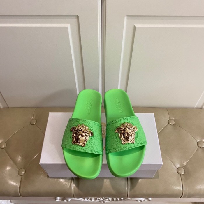 Versace Slippers Women Shoes 0010（2021）