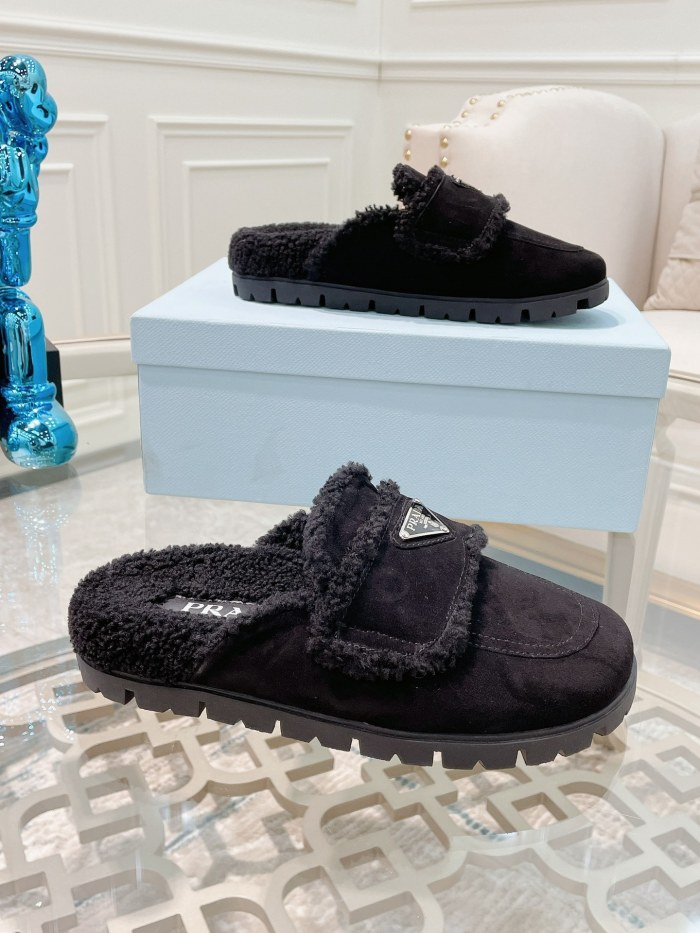 Prada Hairy slippers 0021 (2021)