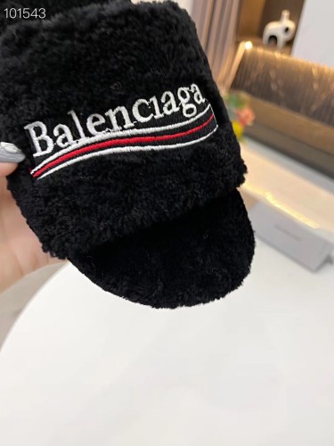 Balenciaga Hairy slippers 0013（2021）