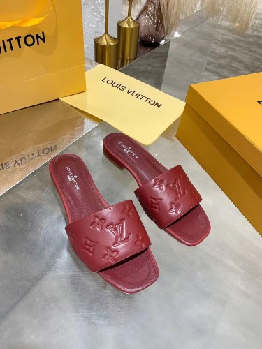 LV Slipper Women Shoes 007（2021）