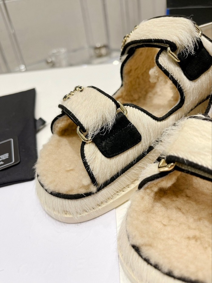 Chanel Hairy slippers 0024 (2022)