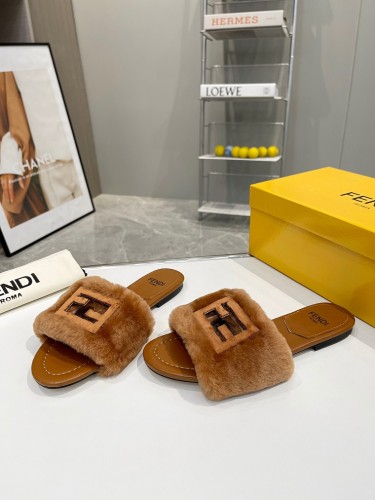 Fendi Hairy slippers 002 (2022)