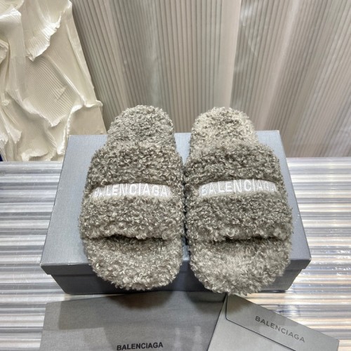 Balenciaga Hairy slippers 0017（2022）
