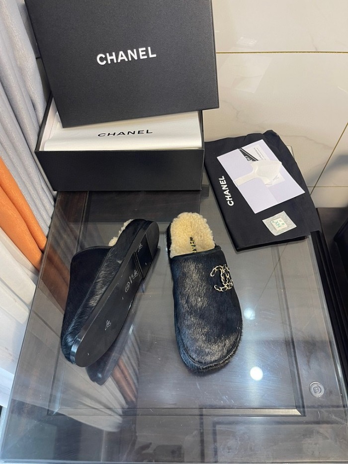 Chanel Hairy slippers 0019 (2022)